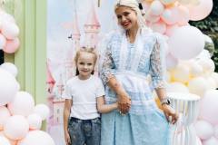 Алиса в стране чудес